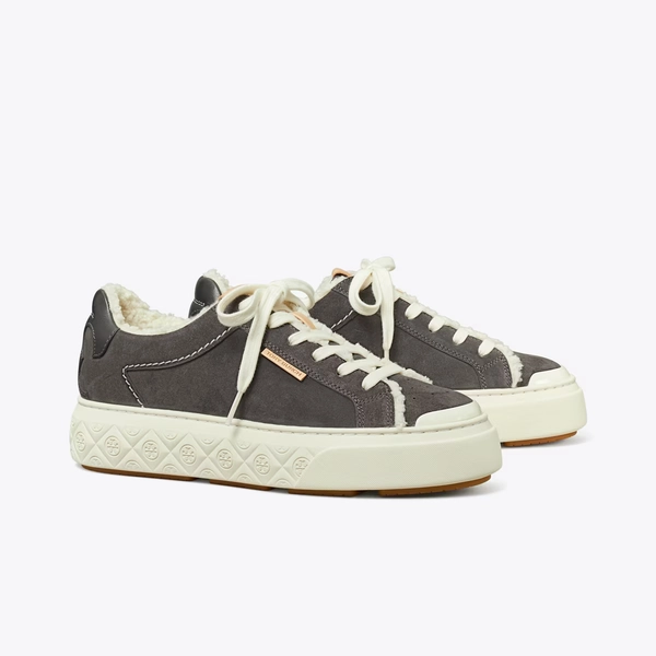 Online Exclusive: Ladybug Sneaker in green, size 8.5