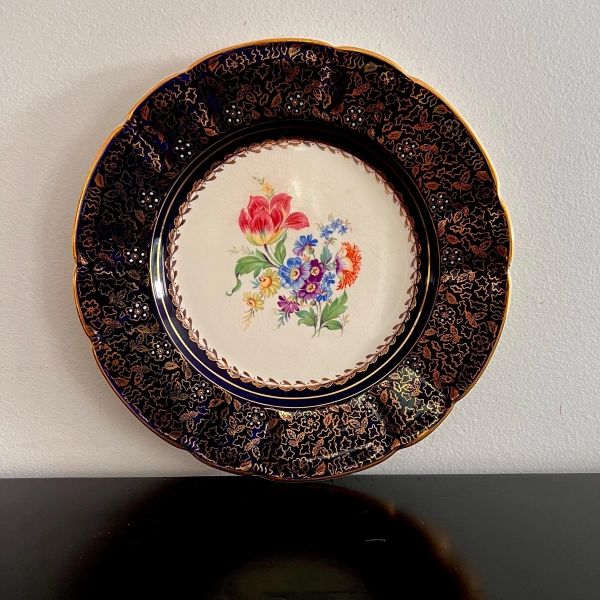 Vintage Tams Ware Porcelain Plate: English Floral Wall Decor