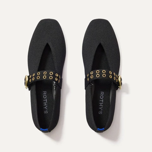 The Max Buckle Mary Jane - Black