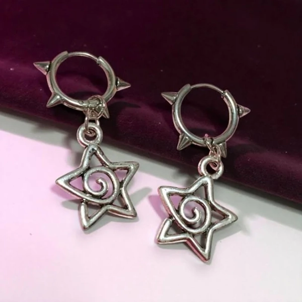 Grunge Star Shaped Earrings