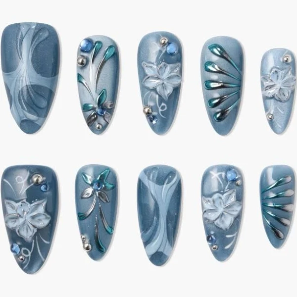 Emily's Nail Ocean Mist Bloom Press-On Nails