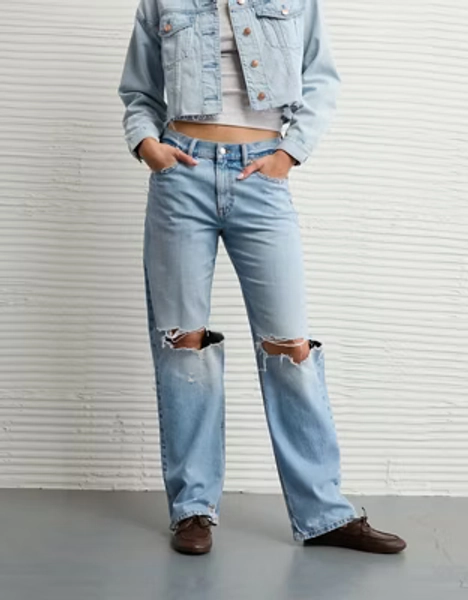 AE Strigid Low-Rise Ex-Boyfriend Jean