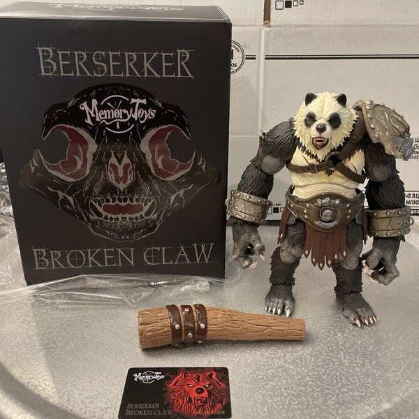 memory toys Metytoys Hero Toys broken claw panda action figure