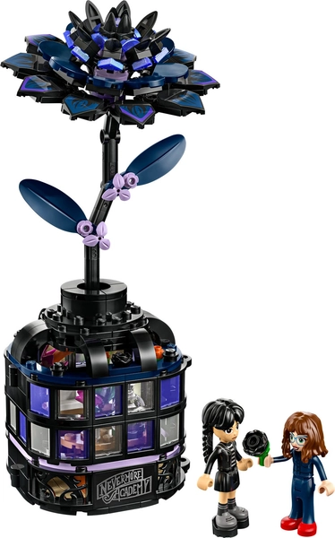 Black Dahlia Flower 76784 | LEGO® Wednesday Sets | Buy online at the Official LEGO® Shop US 