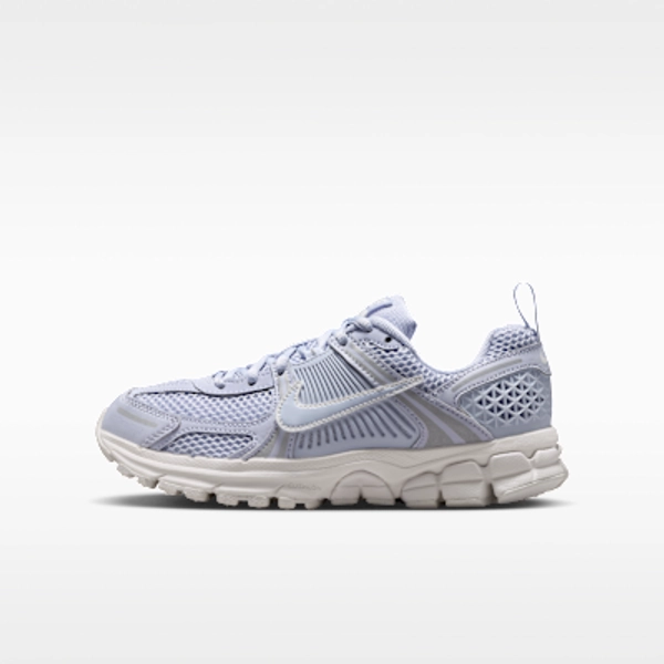 Nike Vomero 5 Big Kids' Shoes with Reflective Accents - Ghost/Summit White/Platinum Tint/Ghost - Size 3.5Y