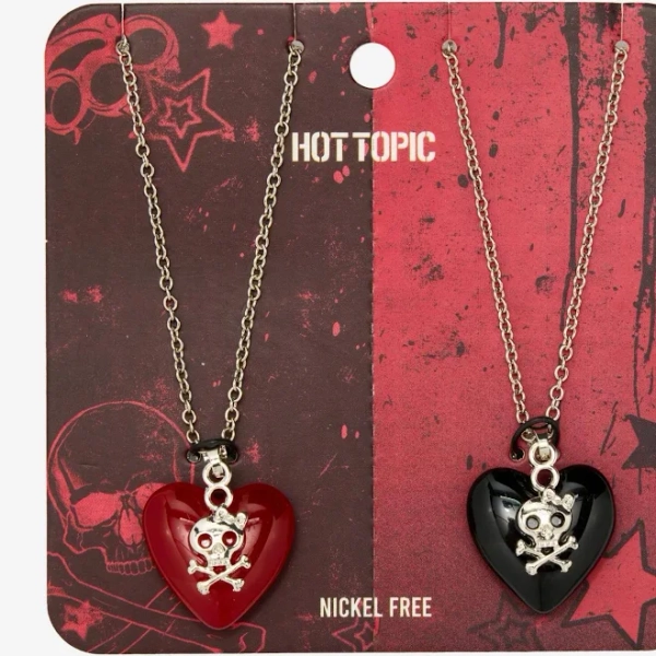 Skull & Crossbones Hearts Necklace Set