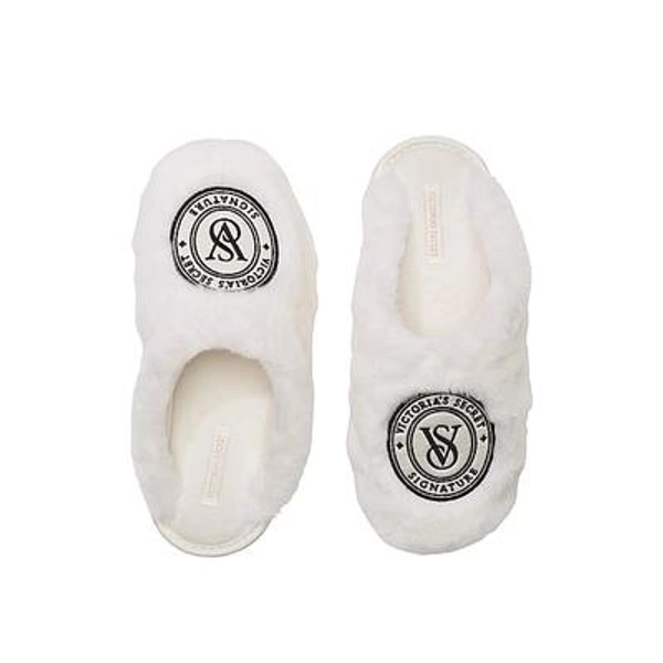Closed-Toe Faux Fur Slippers