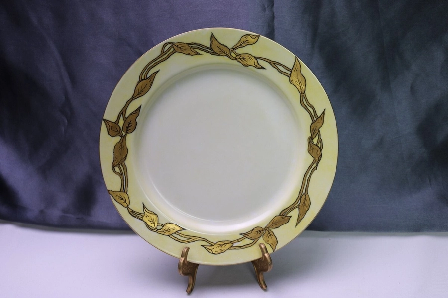 Haviland France Hand Gilted Gold  Vines Leaves 7 Dinner Plates Art Nouveau 10 "