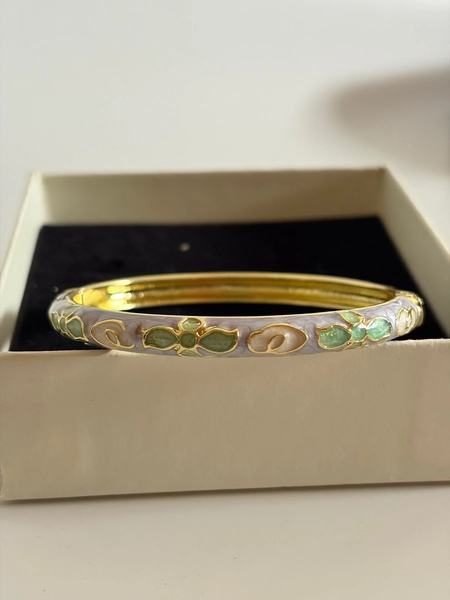 tangled theme enamel bangle