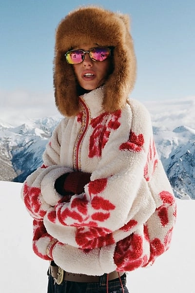 BDG Mae Printed Piled Fleece Zip-Up Jacket in Brushed Roses, Women's at Urban Outfitters