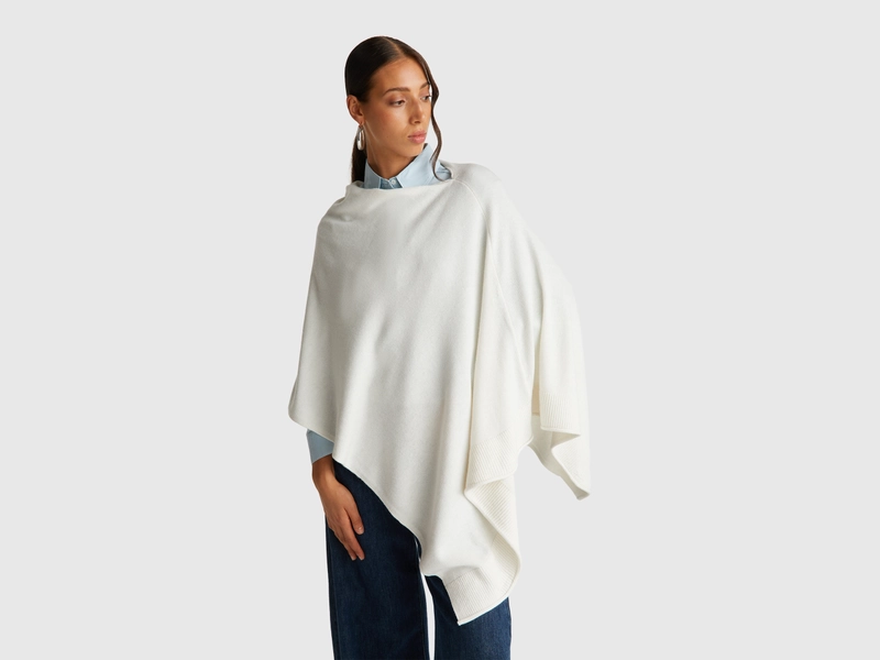 Cashmere blend poncho