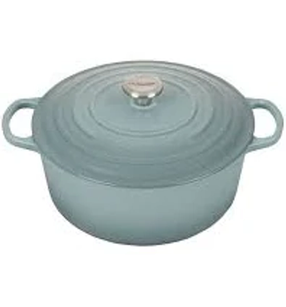 Le Creuset Round Dutch Oven