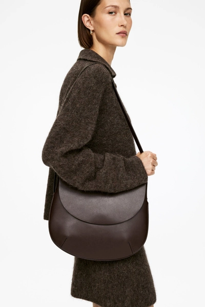 Leather Shoulder Bag – ARKET NL