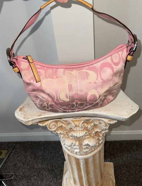 COACH OPTIC PINK