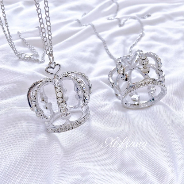 Jirai Kei Necklace Large Crown Rhinestone Jewelry