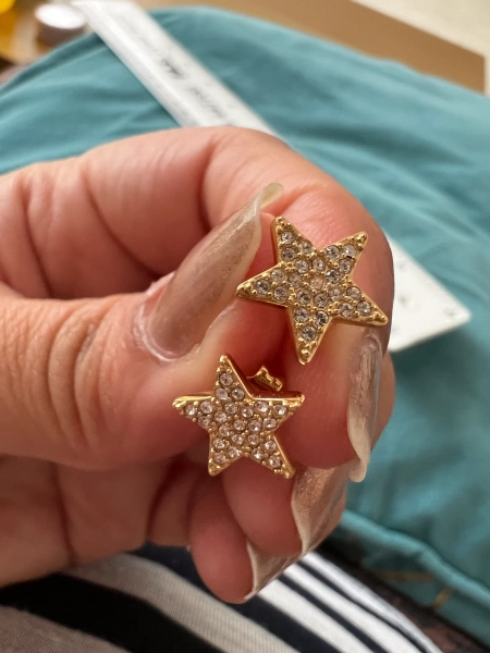 Gold & Diamond Star design earrings