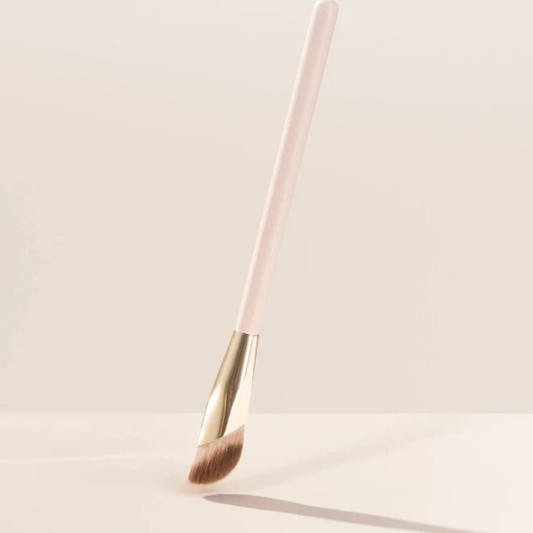 Rare Beauty Liquid Touch Concealer Brush