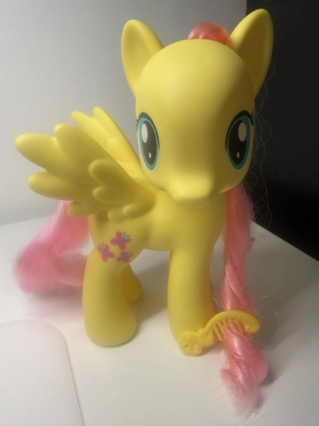 8” My Little Pony Fluttershy 2013 Brushable Figure