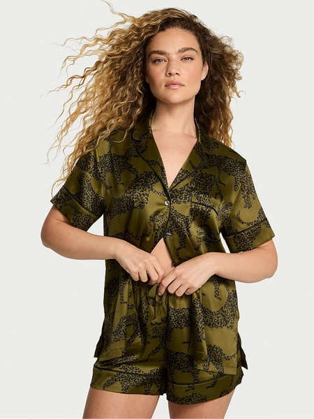 Green Chameleon Leopards Satin Short Pyjamas Set