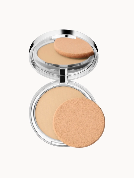 Clinique Stay-Matte Sheer Pressed Powder Oil-Free 7.6g (Various Shades) | LOOKFANTASTIC