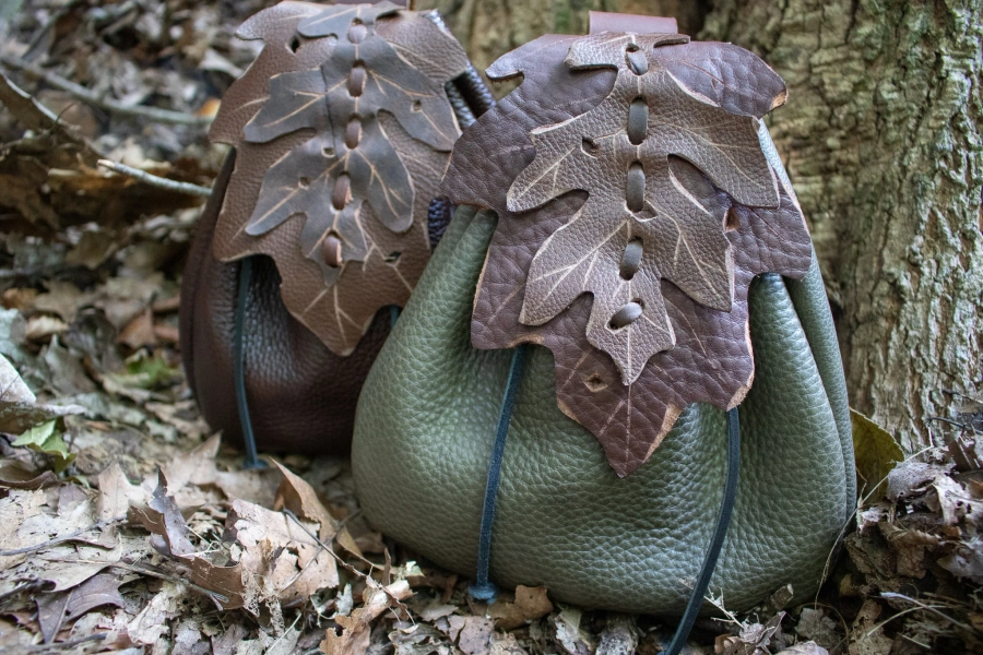 Elven Leaf Belt Bag Leather Pouch, Fantasy Style - Woodland Pouch Oak - /F/ (AB)
