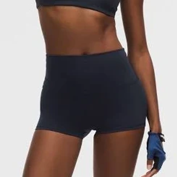 Lululemon Wunder Train High-Rise Shorts 2"