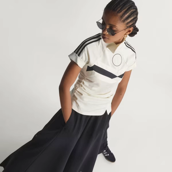 RECONSTRUCTED TOP