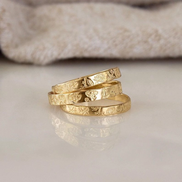 Mini Birth Flower Band • Gold or Silver - Flower Ring - Personalized Family Jewelry - Gift for Mom - Dainty Minimalist Stacking