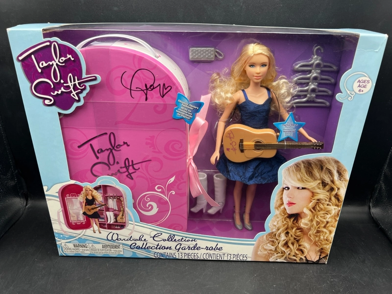 Taylor Swift Signed Autograph Fearless Wardrobe Collection Doll NEW IN BOX RARE