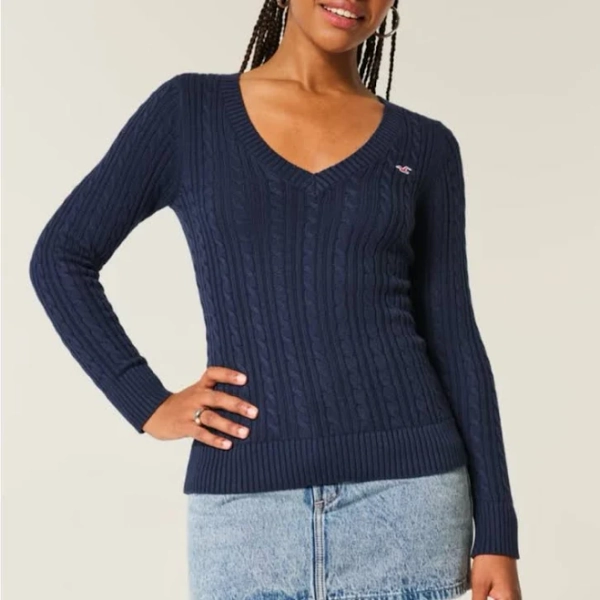 Hollister Co. Cable Icon Vneck Jumper
