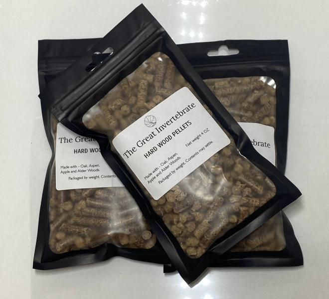 Hard wood Pellets for Isopods and Millipedes.