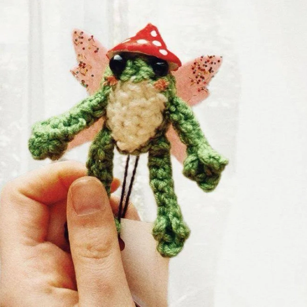 Little Green Frog Mushroom Toy