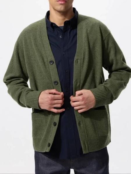 Uniqlo Lambswool V-Neck Cardigan OLIVE 