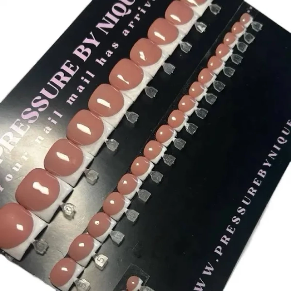 30 Piece French Tip Toe Set - Salon-Quality Press-On Nails for Comfortable & Reusable Application - Premium Builder Gel for Strength & Natural Finish