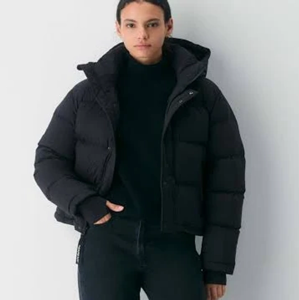 The Super Puff Women's The Super Puff Shorty Jacket in Black | Medium