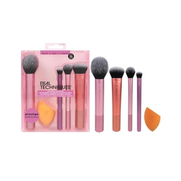 Real Techniques 5 Piece Everyday Essentials Makeup Brush Set, Includes 4 Brushes & Makeup Sponge, For Foundation, Blush, Bronzer, Contour, Eyeshadow, & Powder, Travel Gift Set, Cruelty-Free & Vegan Everyday Essentials Set, 5 PC