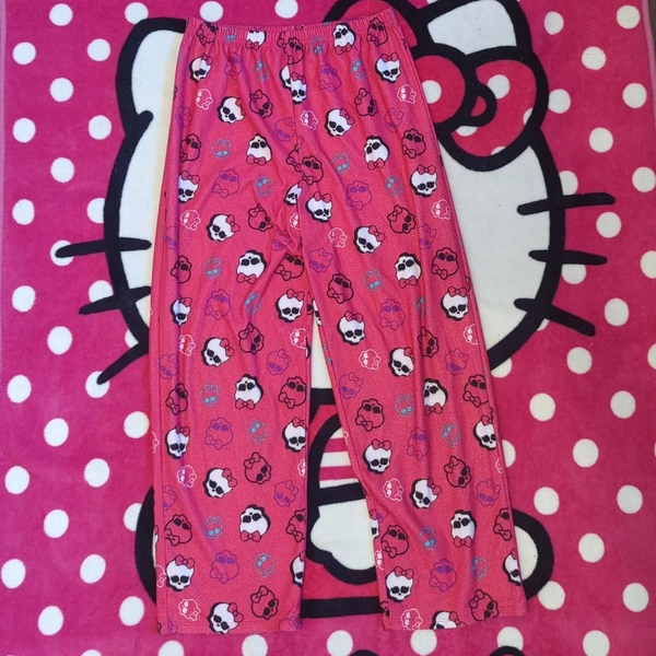 💕☠️ Monster High pajamas ☠️💕 perfect condition!!... | Depop