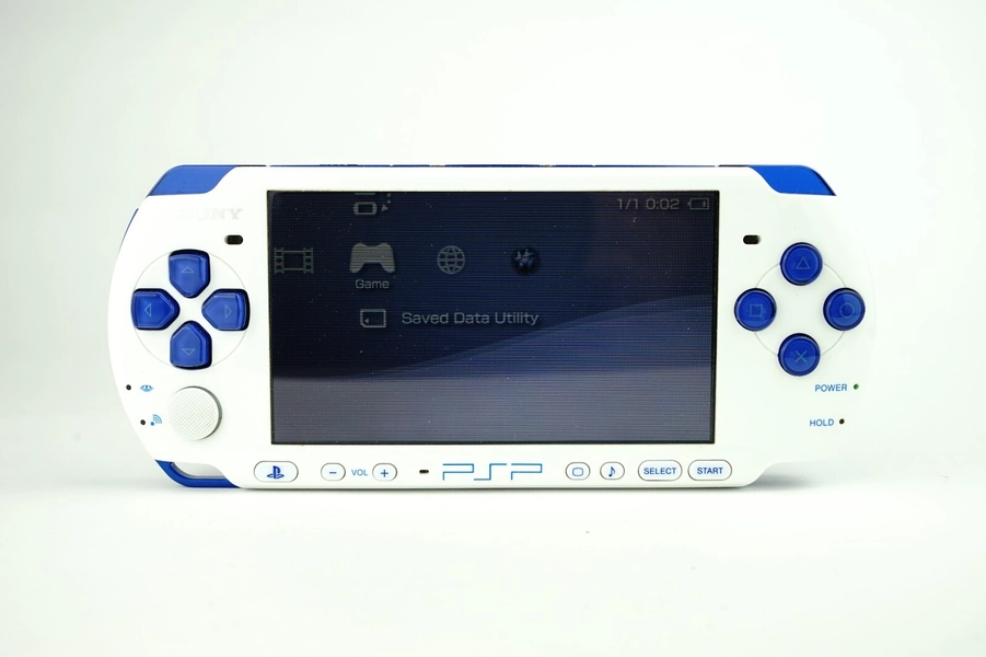 Sony PlayStation PSP 1000/2000/3000 Console with Charger/New Battery Region Free