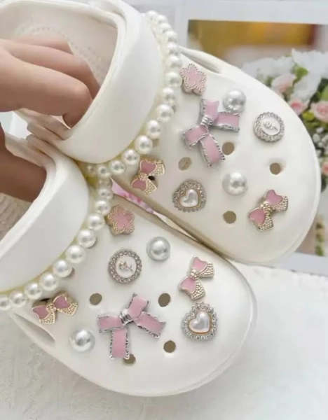 Dainty Coquette Clog Charms Set