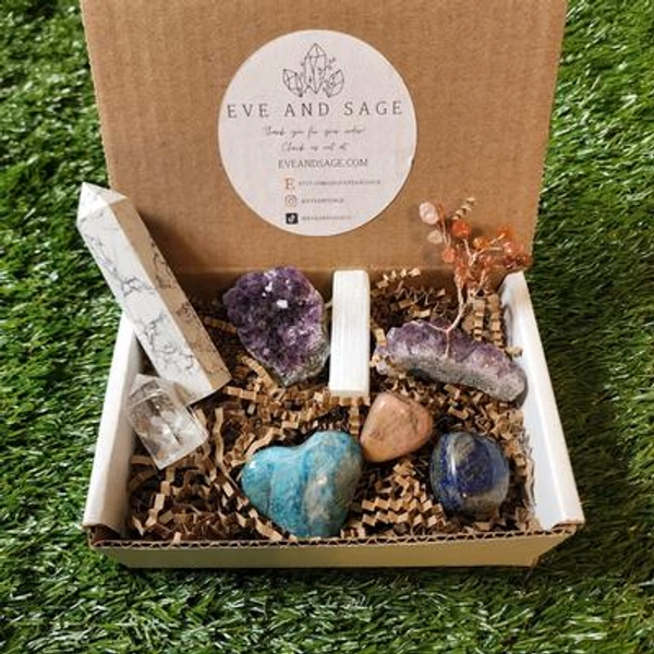 ULTIMATE Mystery Crystal Box, TikTok Crystal Mystery Box, Intuitive Custom Box, 100+ Specimen, Crystal Confetti, Mystery Scoop, Crystal Gift