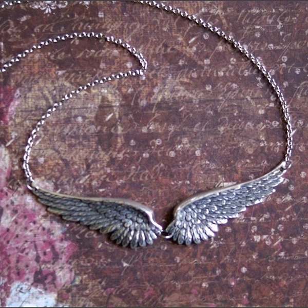Vintage Angel Wings Pendant Necklace for Women - Large Feather Design, Alloy Chain, Perfect for Casual Attire and Parties, Valentine'S Day Gift, Casual Jewelry|Vintage Style|Alloy Jewelry