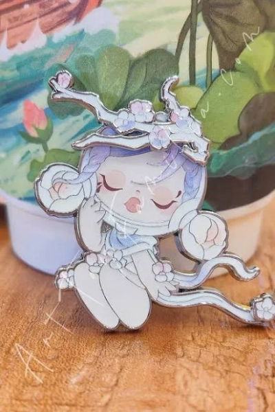 POP MART Skullpanda The Ink PlumBlossom Series Badge The Plum Blossom(secret) - 梅