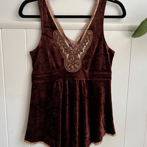 Y2K Peasant Jeweled Top

- vintage 2000’s Express 
-...