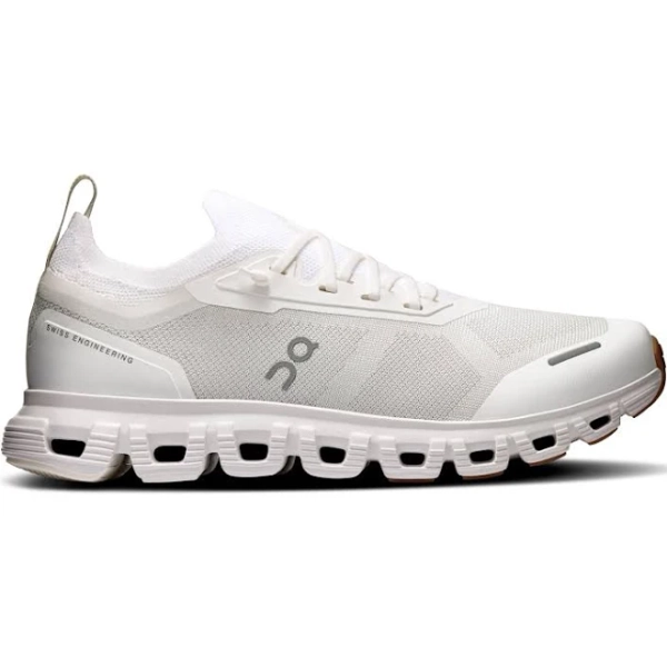 On Women's Cloud 6 Versa