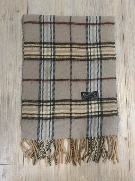 Burberry Vintage Lambswool Scarf Nova Check Light Grey