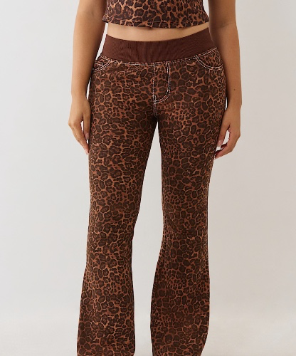 

LEOPARD MID RISE BIG T FLARE SWEAT PANT - Brown Multi | True Religion

