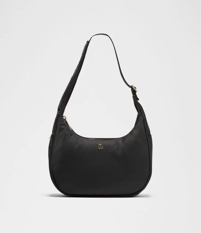 City Essentials Shoulder Bag 4L