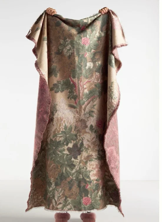 Woven Jacquard Patterned Throw Blanket