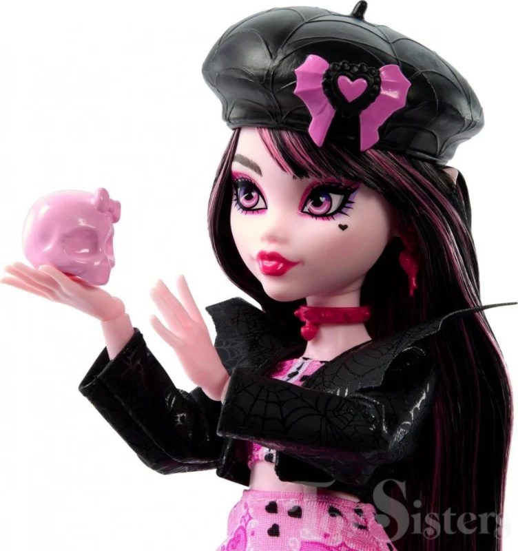 Draculaura (G3) Fearbook