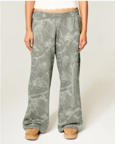 Camo Baggy Sweatpants